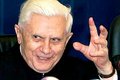 Ratzinger Z generando antimateria